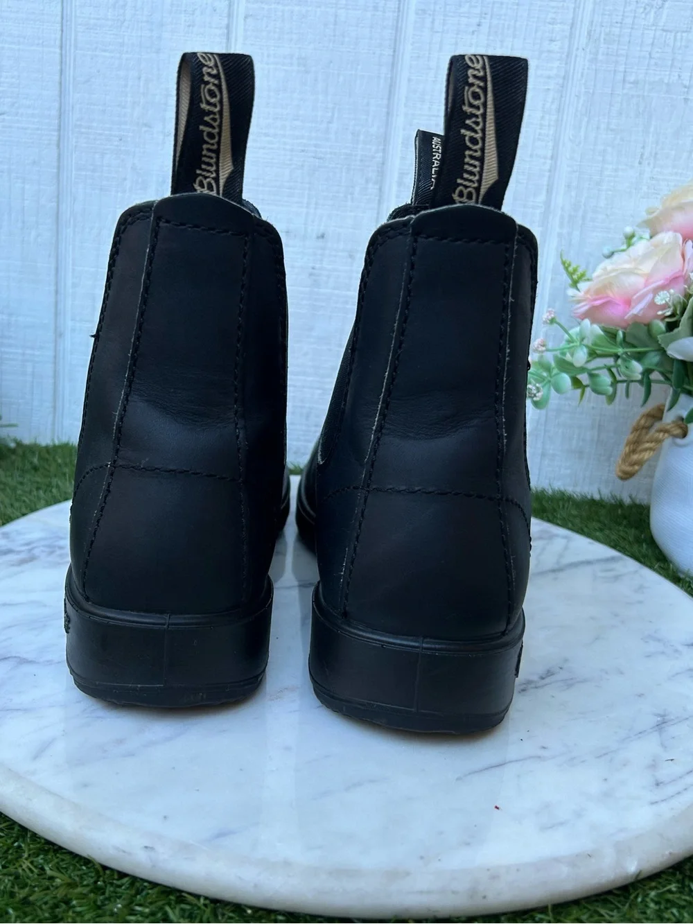 Blundstone #558 Women Classics Chelsea boots black sz UK 5 US 8 gently used